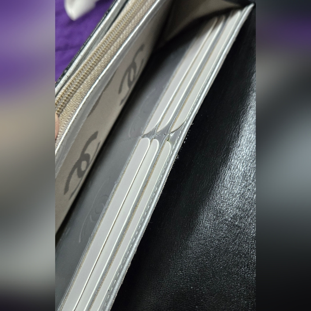 CHANEL CAMBON SILVER CC QUILTED LAMBSKIN WALLET - Picture 9 of 16